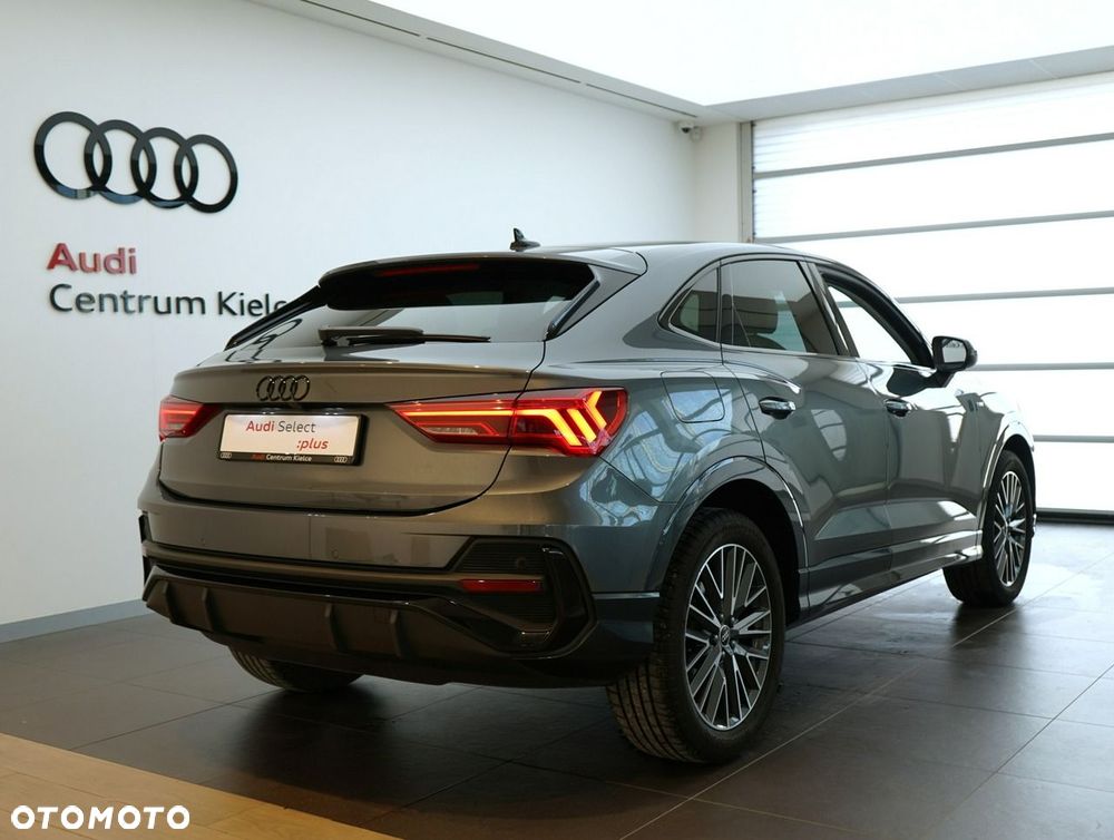 Audi Q3 Sportback - 5