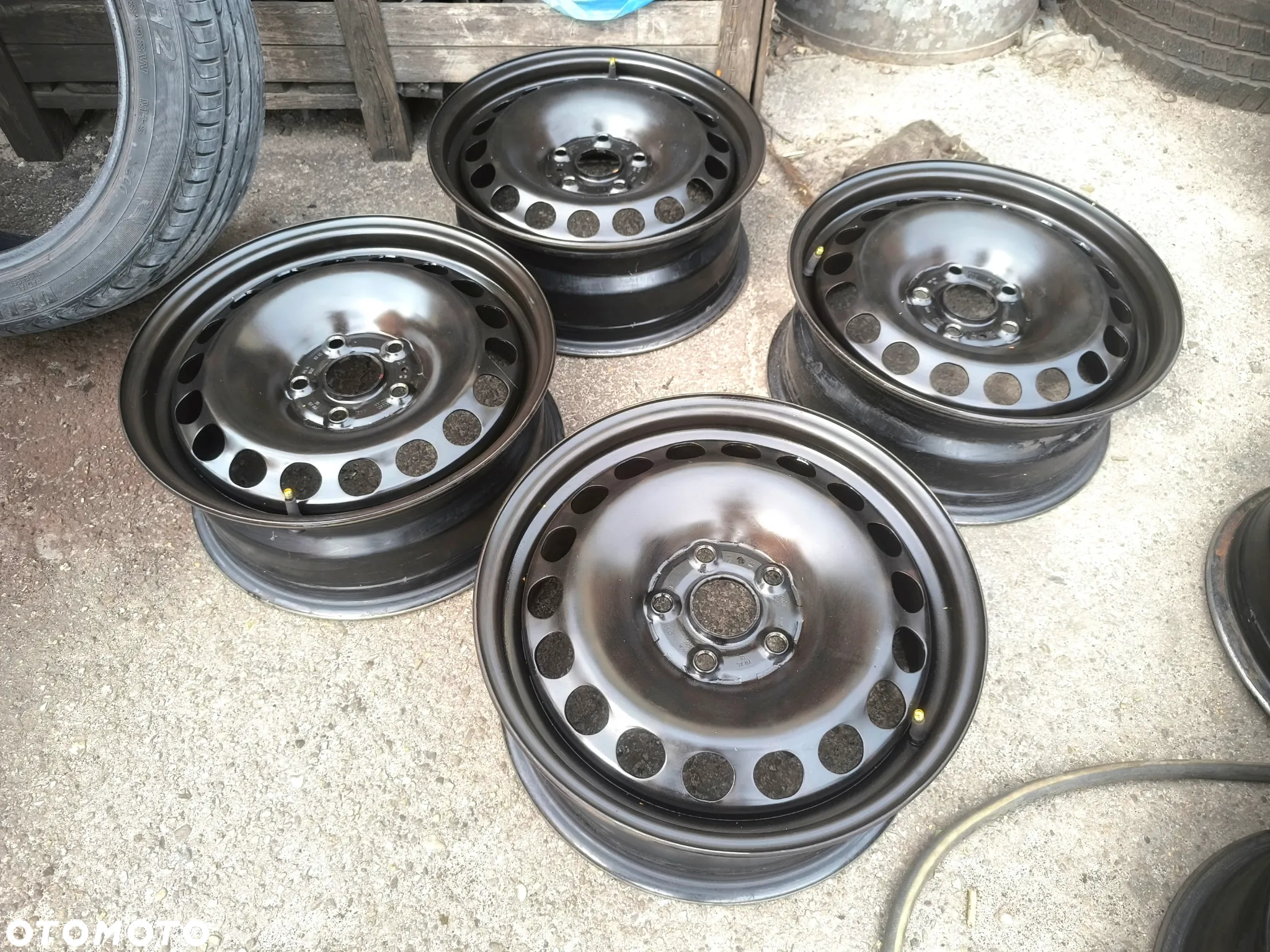 5x112 Felgi Stalowe Stal 16 VW GOLF 6 VI 7 VII TOURAN JETTA CADDY PASSAT B5 B6 B7 SKODA OCTAVIA 2 3 YETI SUPERB SEAT LEON TOLEDO ALTEA EXEO AUDI A3 8P 8V A4 B5 B6 A6 C5 C6 Legnica ALU-RAD - 3