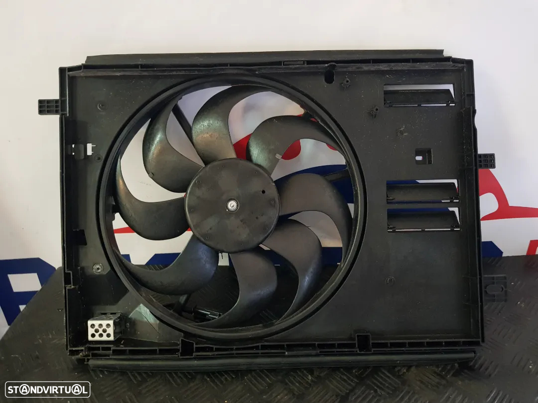 Termoventilador Citroen Jumpy / C4 / Peugeot Expert / 308 1.5 BlueHdi 2021 Ref. 9806313880 - 2