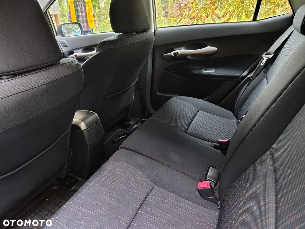Toyota Auris 1.4 D-4D Premium - 5