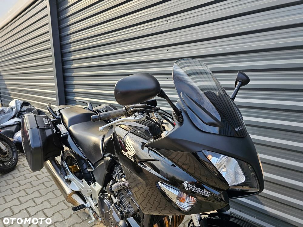 Honda CBF - 8