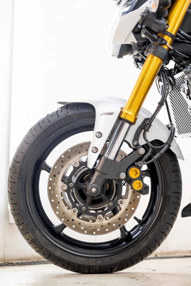 Yamaha FZ8 - 32