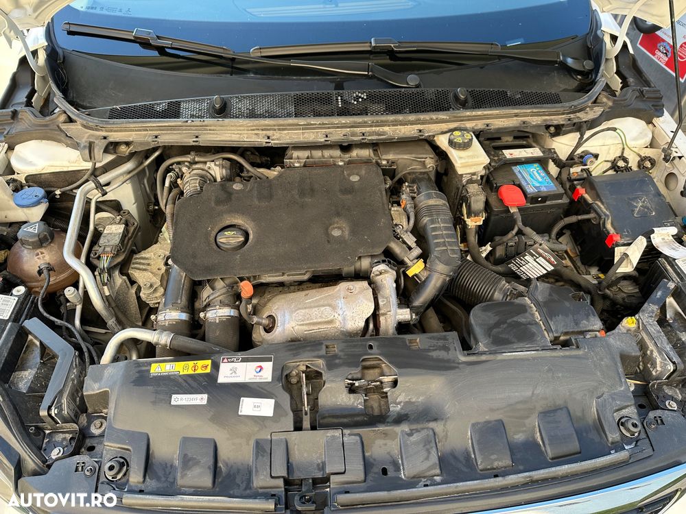 Peugeot 308 BlueHDi FAP 130 EAT8 Stop & Start Allure - 22