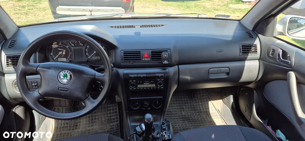Skoda Octavia 1.9 TDI Tour - 3
