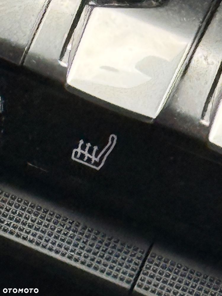 Peugeot 3008 1.5 BlueHDi Allure Pack S&S - 19