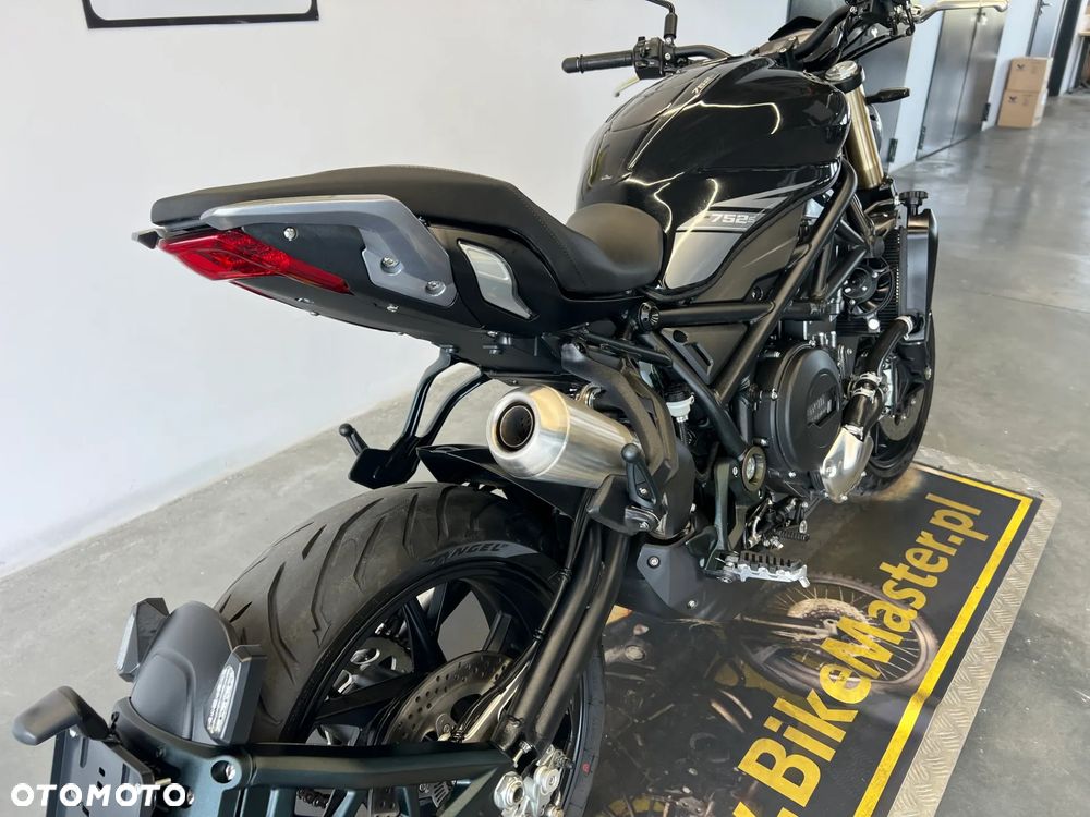 Benelli 752 S - 32