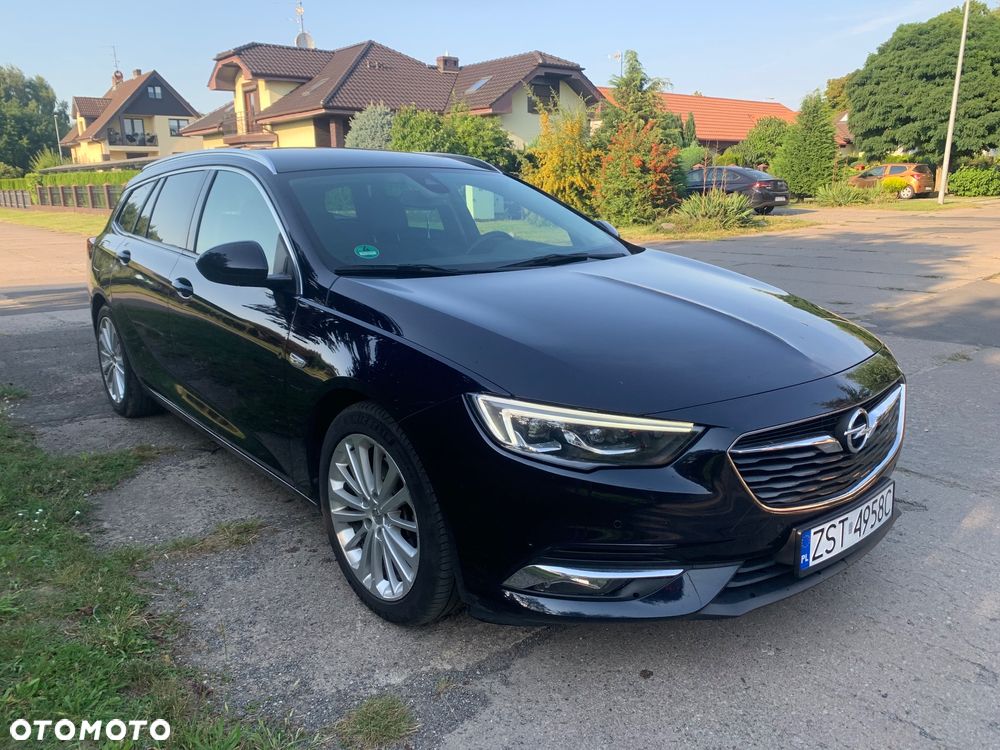 Opel Insignia - 1