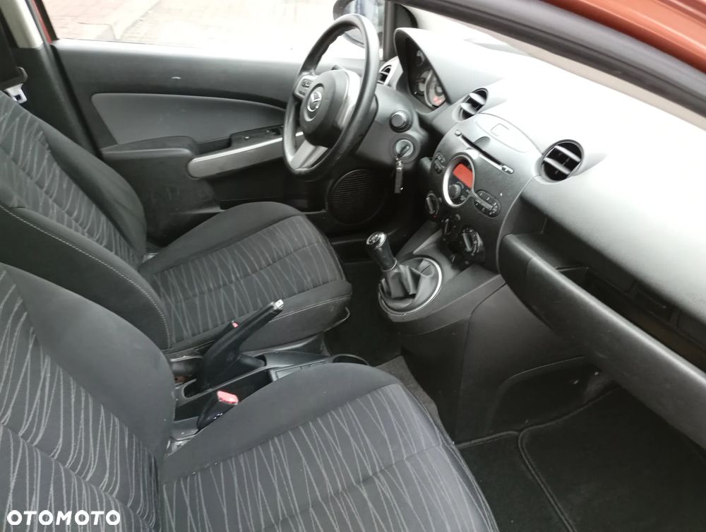 Mazda 2 1.3 MZR Active - 35