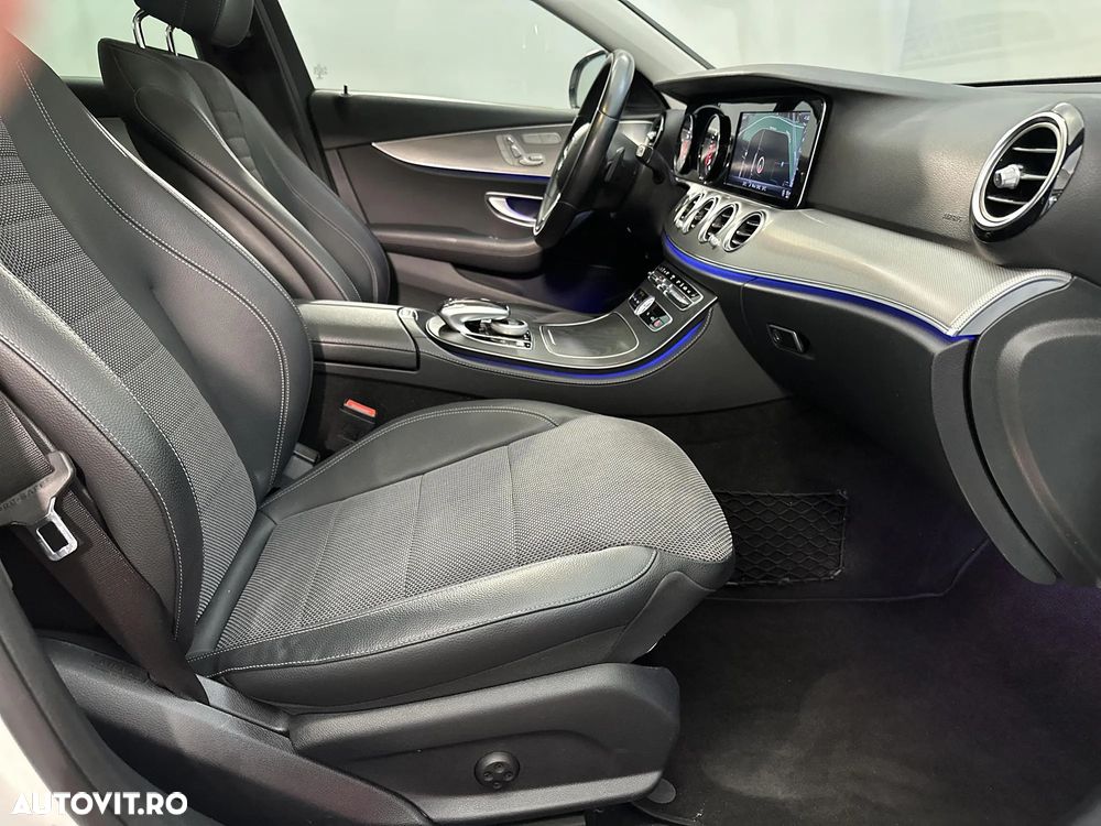 Mercedes-Benz E 300 de 4MATIC Aut. - 11