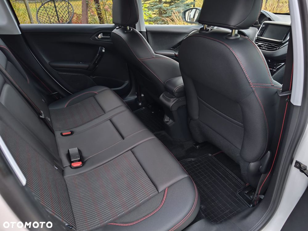 Peugeot 2008 - 19