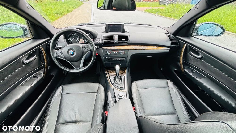 BMW Seria 1 123d - 25