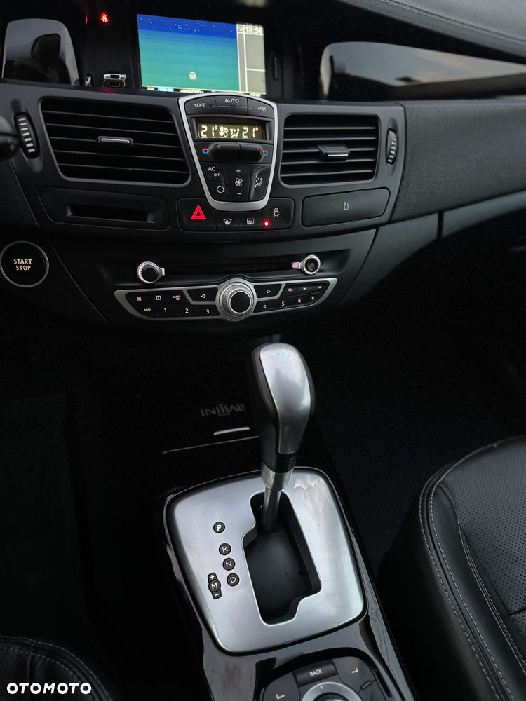 Renault Laguna 2.0 dCi Initiale - 26