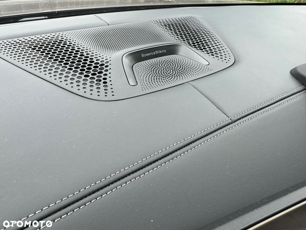 BMW X7 M60i xDrive - 16