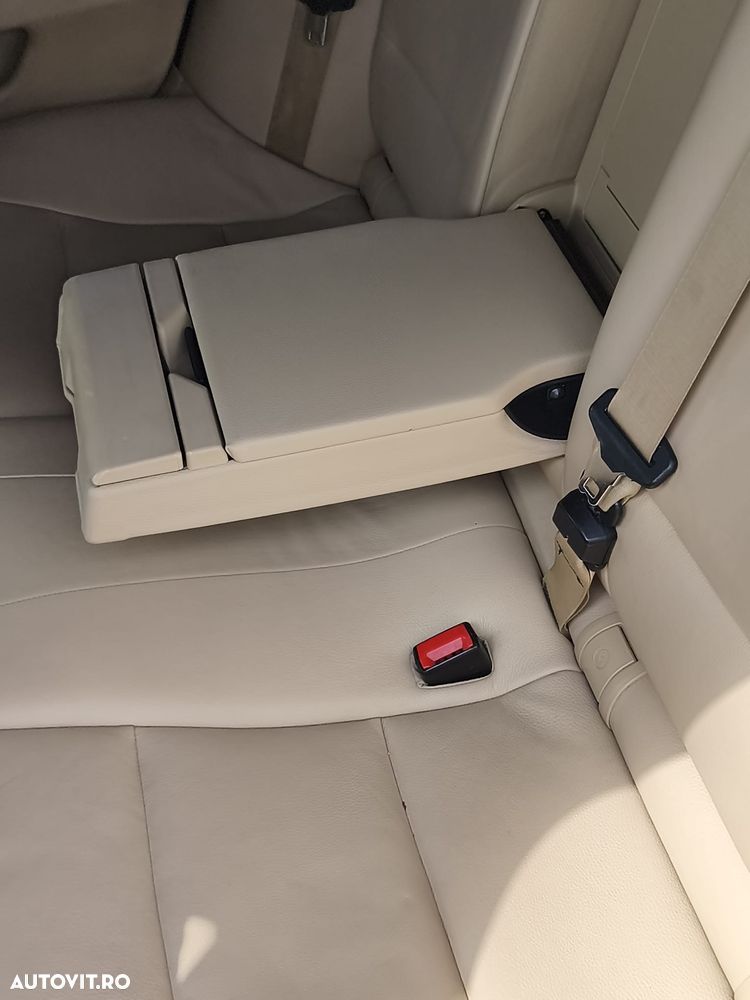 BMW Seria 5 518d - 17