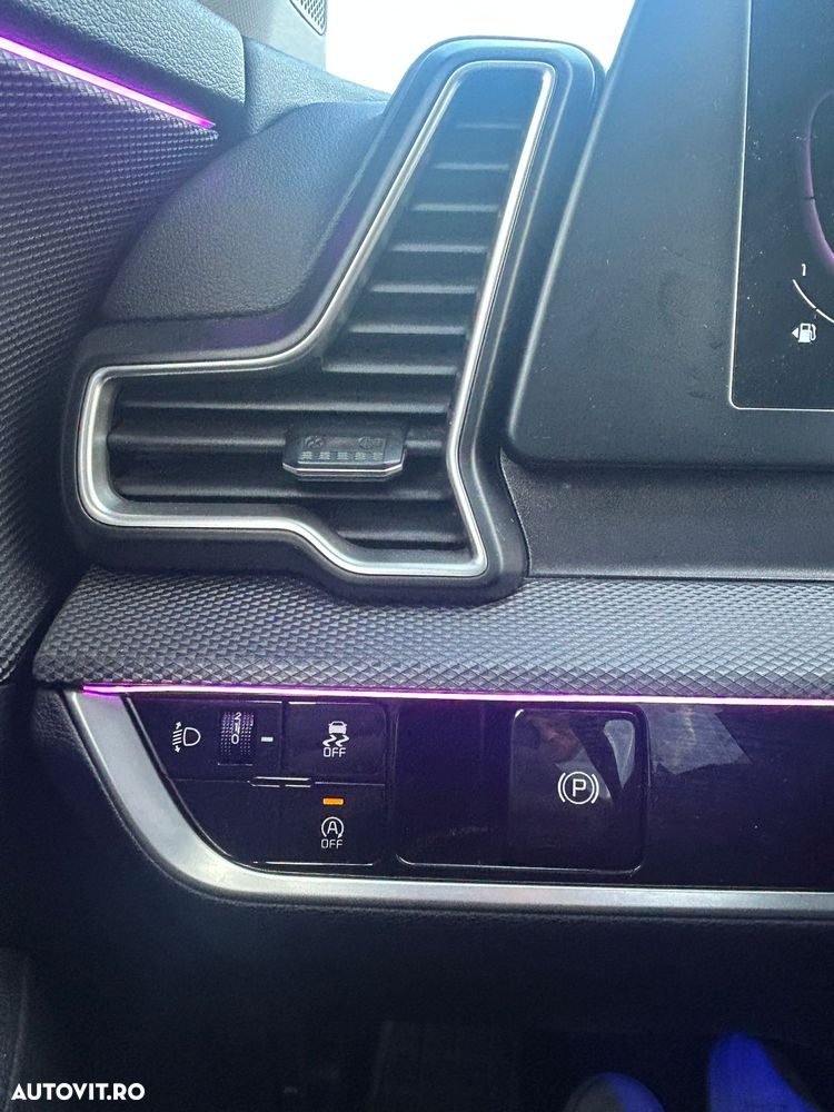 Kia Sportage 1.6 T-GDI 6MT 4x2 Business Line - 12