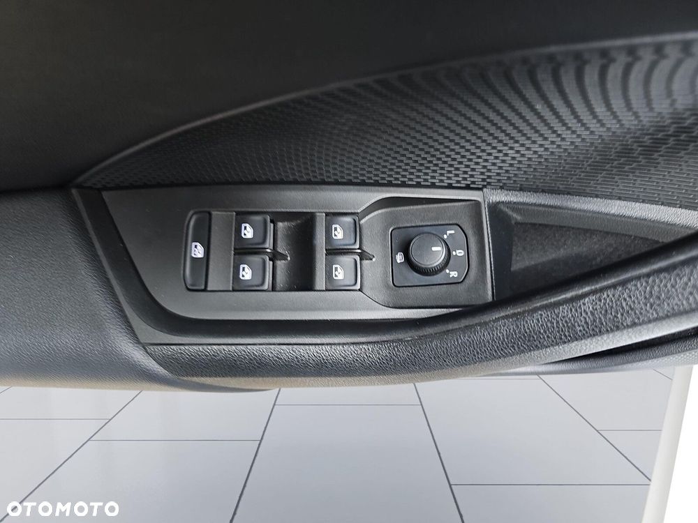 Skoda Octavia 2.0 TDI SCR Ambition DSG - 18