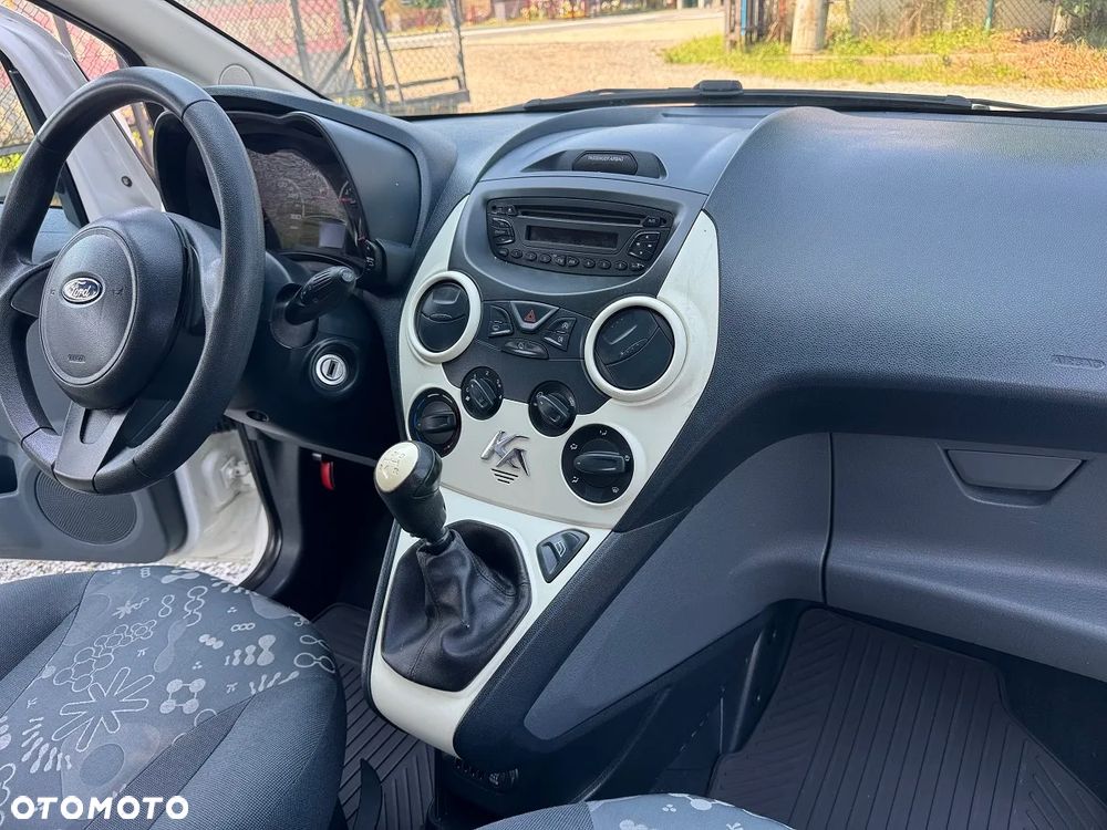 Ford KA - 28