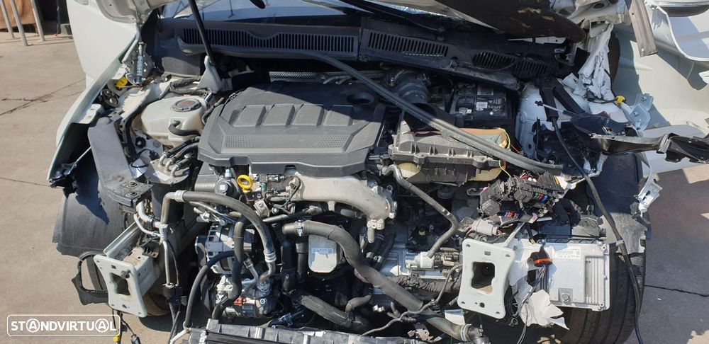 MOTOR COMPLETO VOLKSWAGEN TOURAN 5T1 REF. DTRC - 1