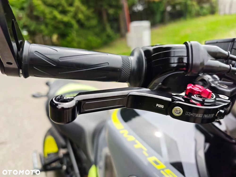 Yamaha MT - 20