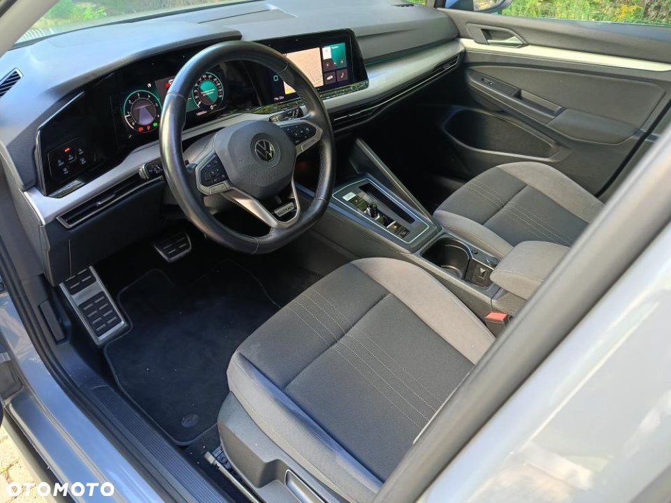 Volkswagen Golf - 9
