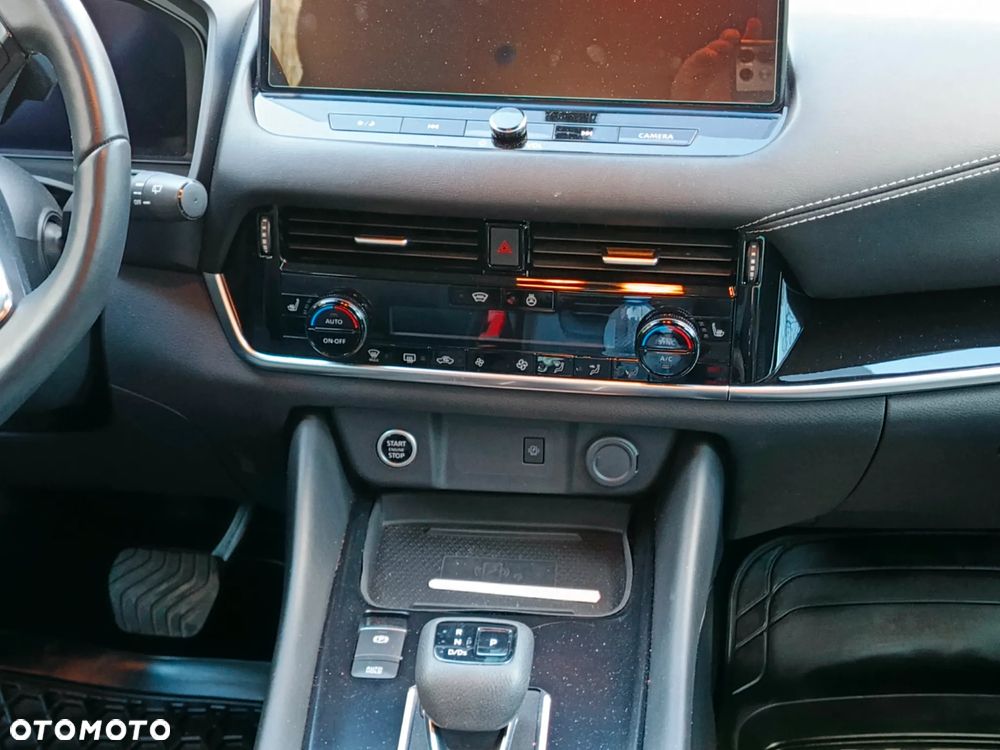 Nissan Qashqai 1.3 DIG-T N-Connecta DCT - 13