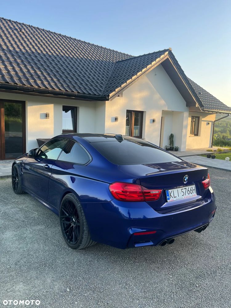 BMW M4 DKG - 9