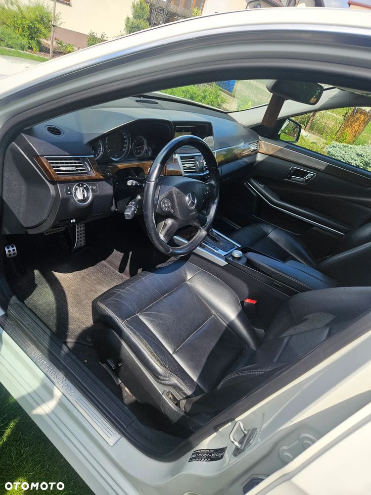 Mercedes-Benz Klasa E - 17