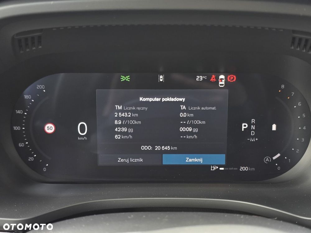 Volvo XC 60 B5 B AWD Ultra Dark - 18