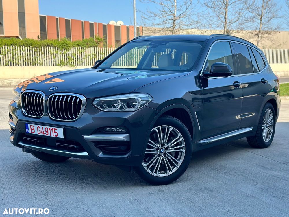 BMW X3 xDrive30e Aut. Luxury Line - 8