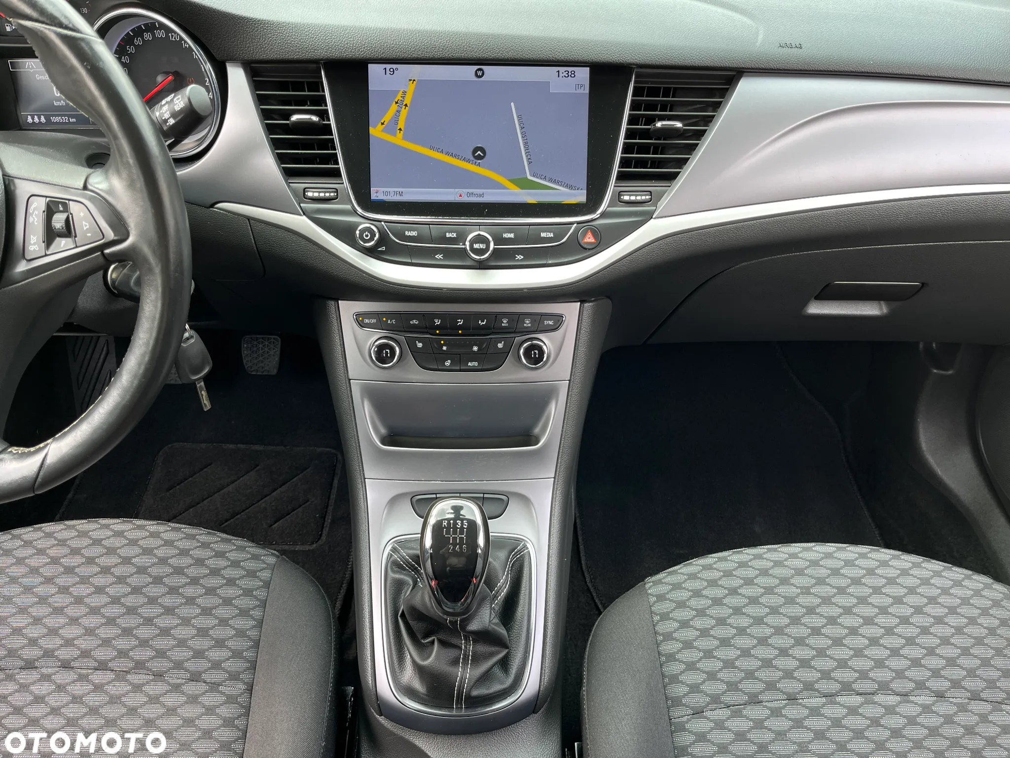 Opel Astra 1.4 Turbo Sports Tourer Edition - 24
