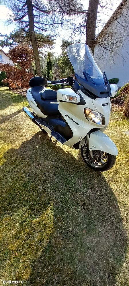 Suzuki Burgman - 8