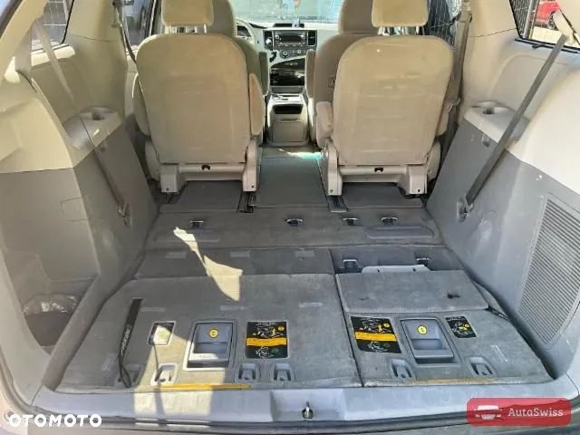 Toyota Sienna 3.5 LE AWD - 5