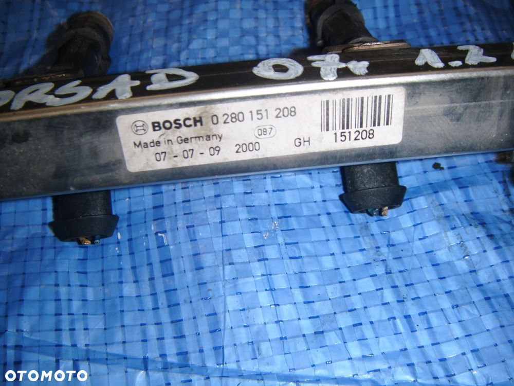 opel corsa d  1.2 16v 07r listwa wtryskowa kompletna 0280151208 - 2