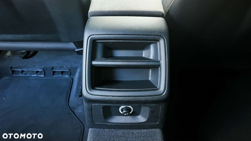 Audi A4 Limousine 2.0 TDI quattro design - 12