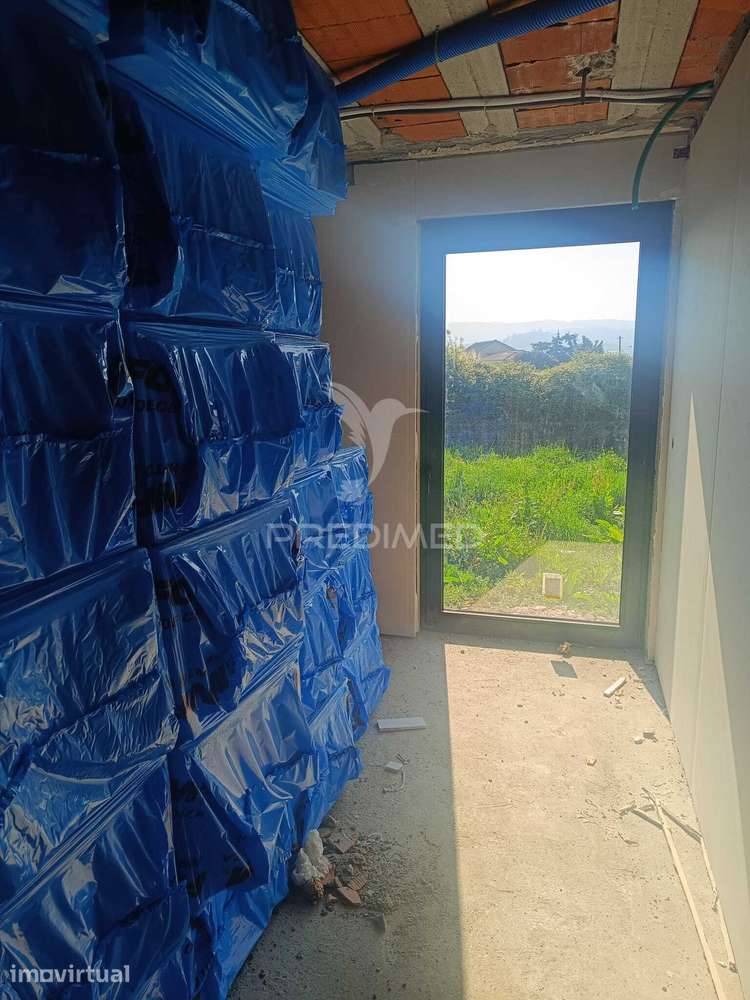 Excelente moradia térrea isolada de 4 frentes em construção - Grande imagem: 5/25