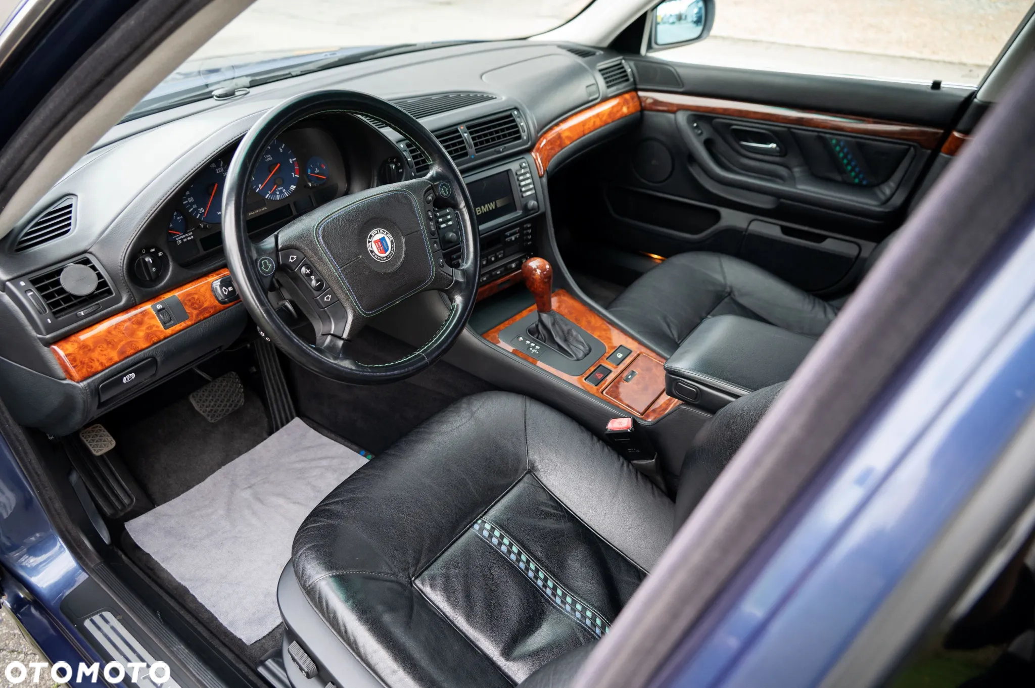 BMW Seria 7 750Li - 15
