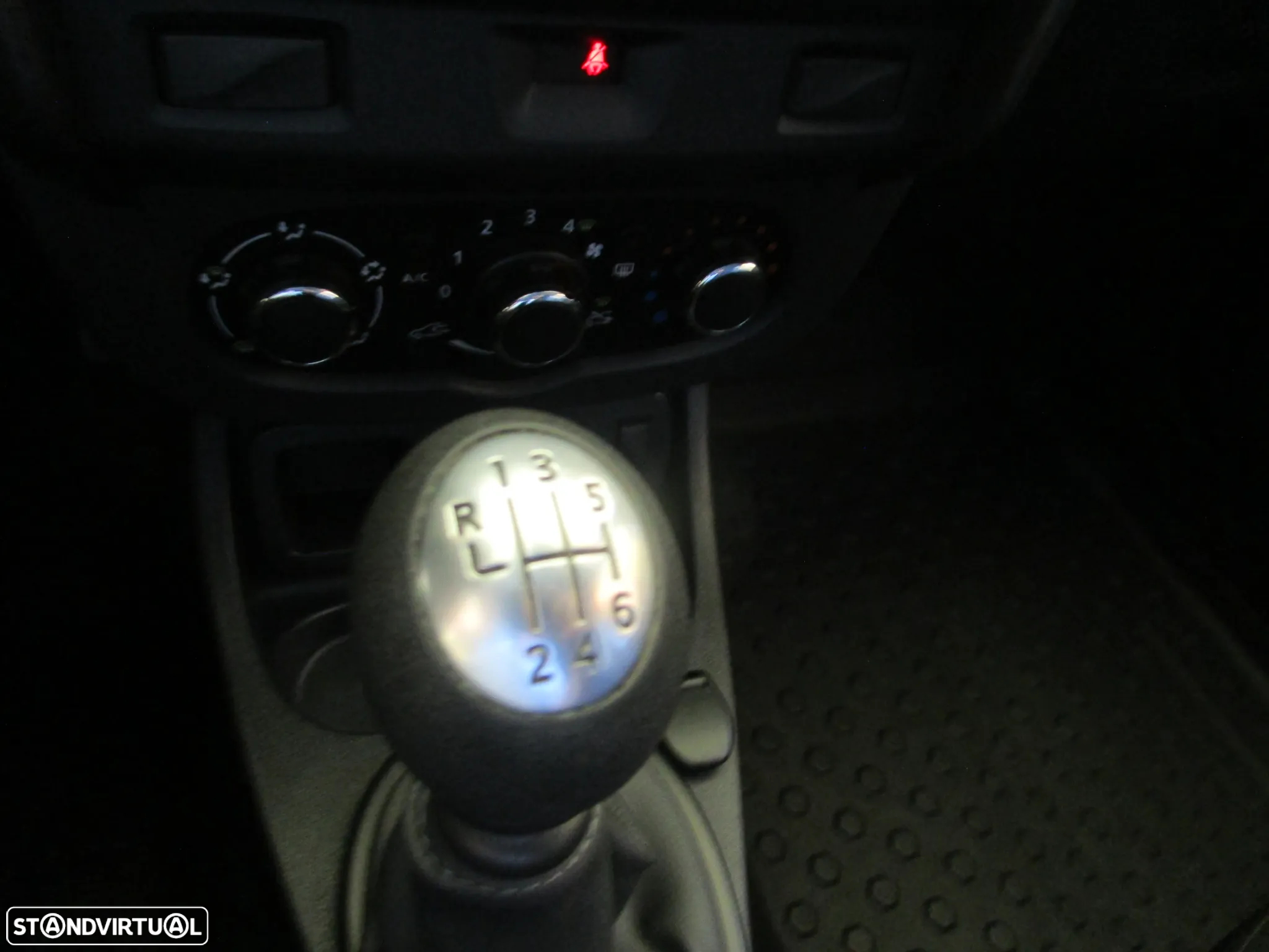 Dacia Duster 1.2 TCe Prestige - 26