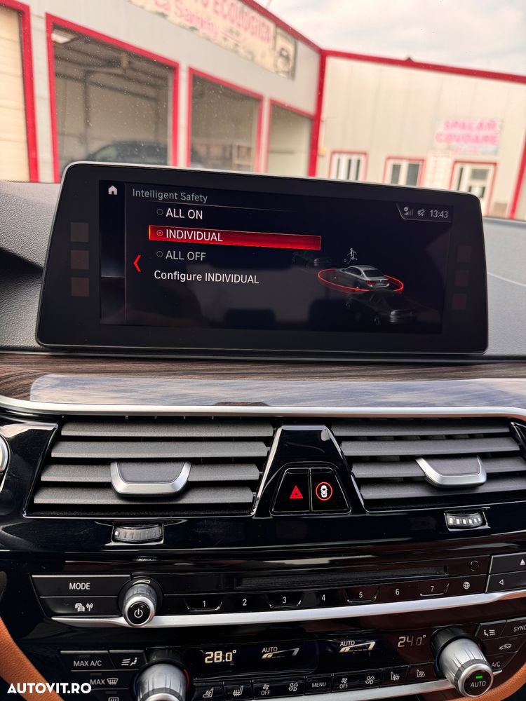 BMW Seria 5 540d xDrive Aut. - 12