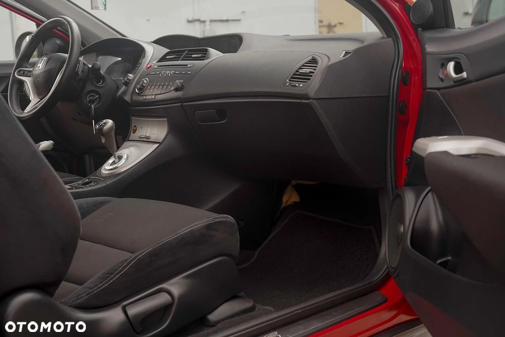 Honda Civic 1.8 TypeS + i-SHIFT - 23