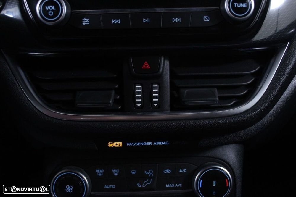 Ford Fiesta 1.0 EcoBoost ST-Line - 30