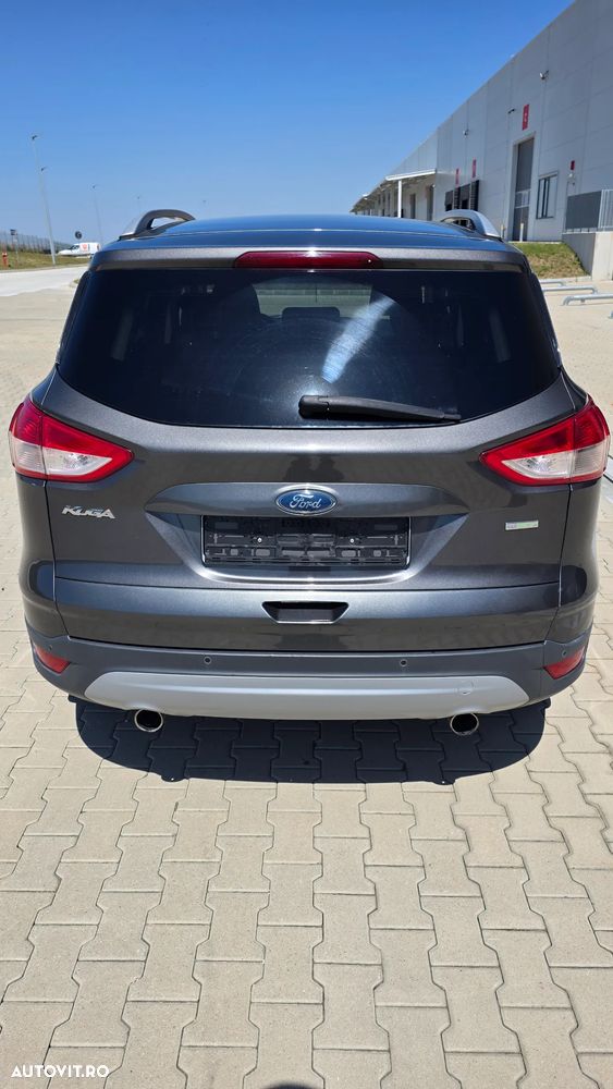 Ford Kuga - 12