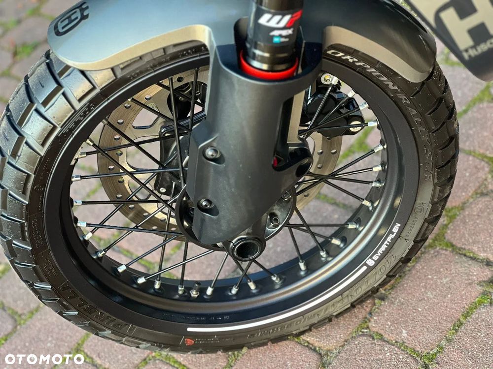 Husqvarna Svartpilen - 6