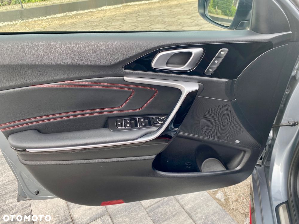 Kia ProCeed 1.6 T-GDI DCT7 OPF GT - 16