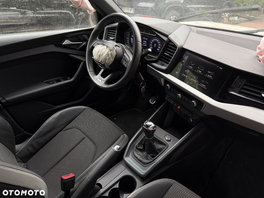 Audi A1 Sportback 25 TFSI S Line - 8