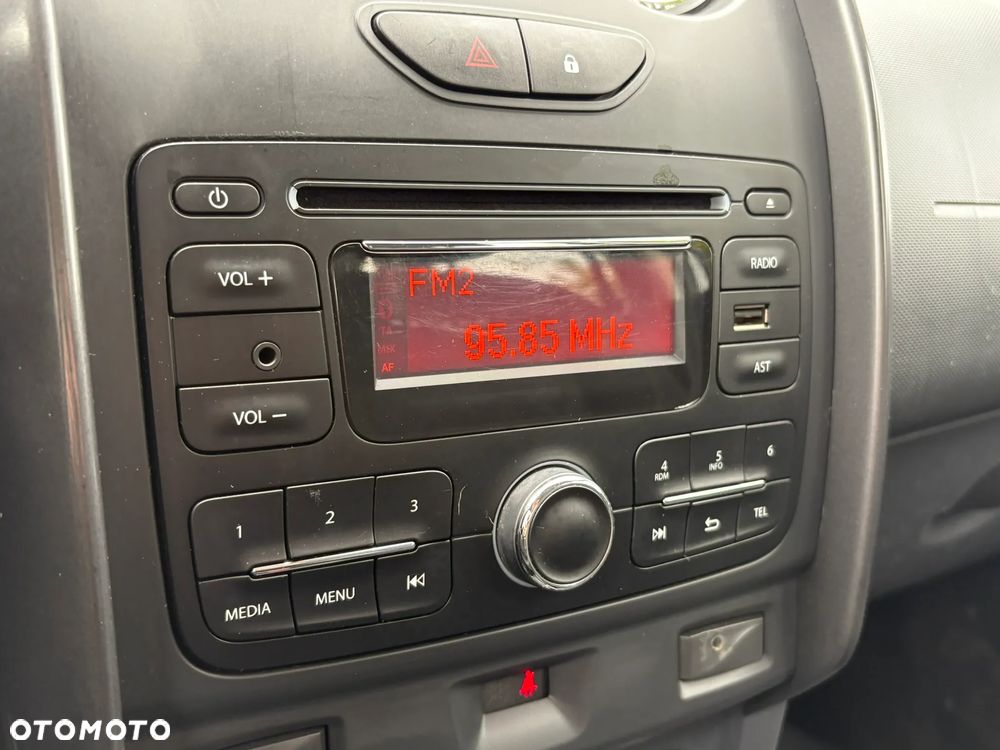 Dacia Duster 1.6 Ambiance 4x4 - 19