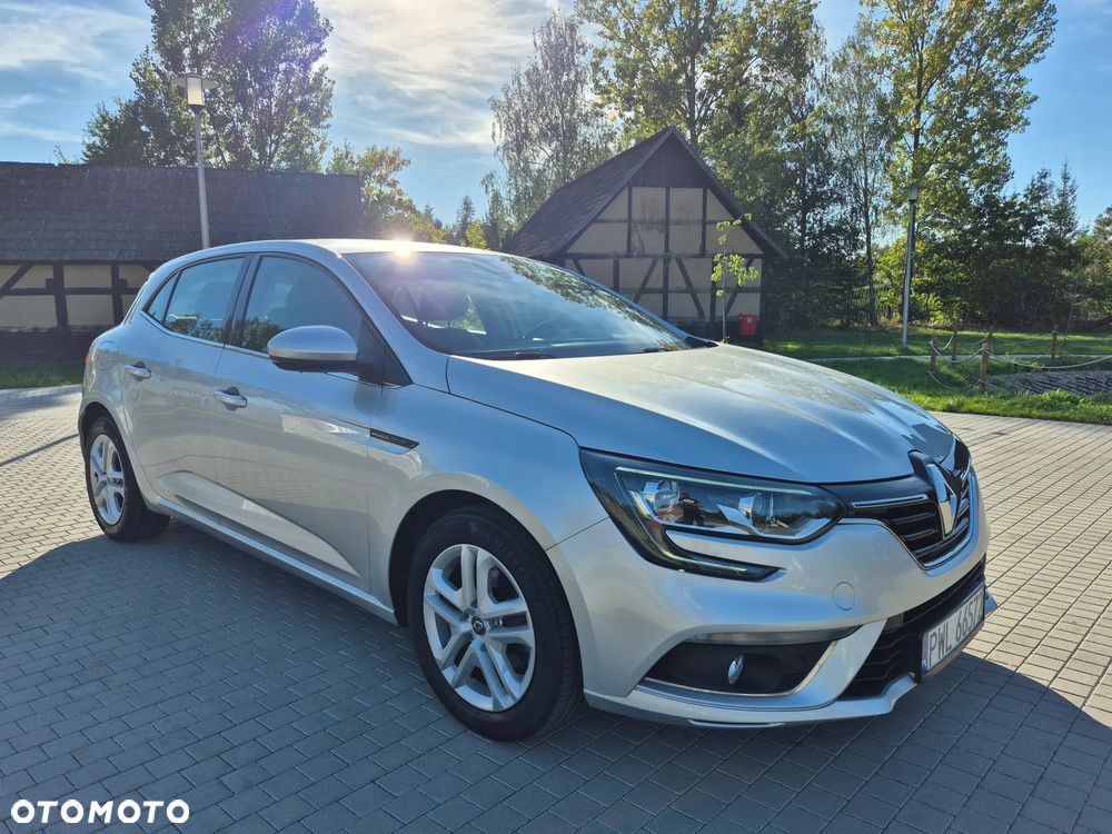 Renault Megane TCe 115 GPF ZEN - 2