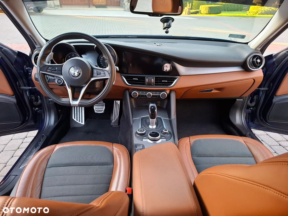 Alfa Romeo Giulia 2.2 D Turbo Super - 8