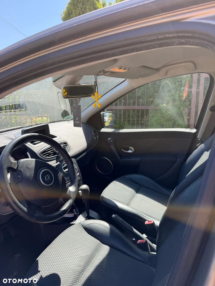 Renault Clio 1.6 16V Dynamique - 2
