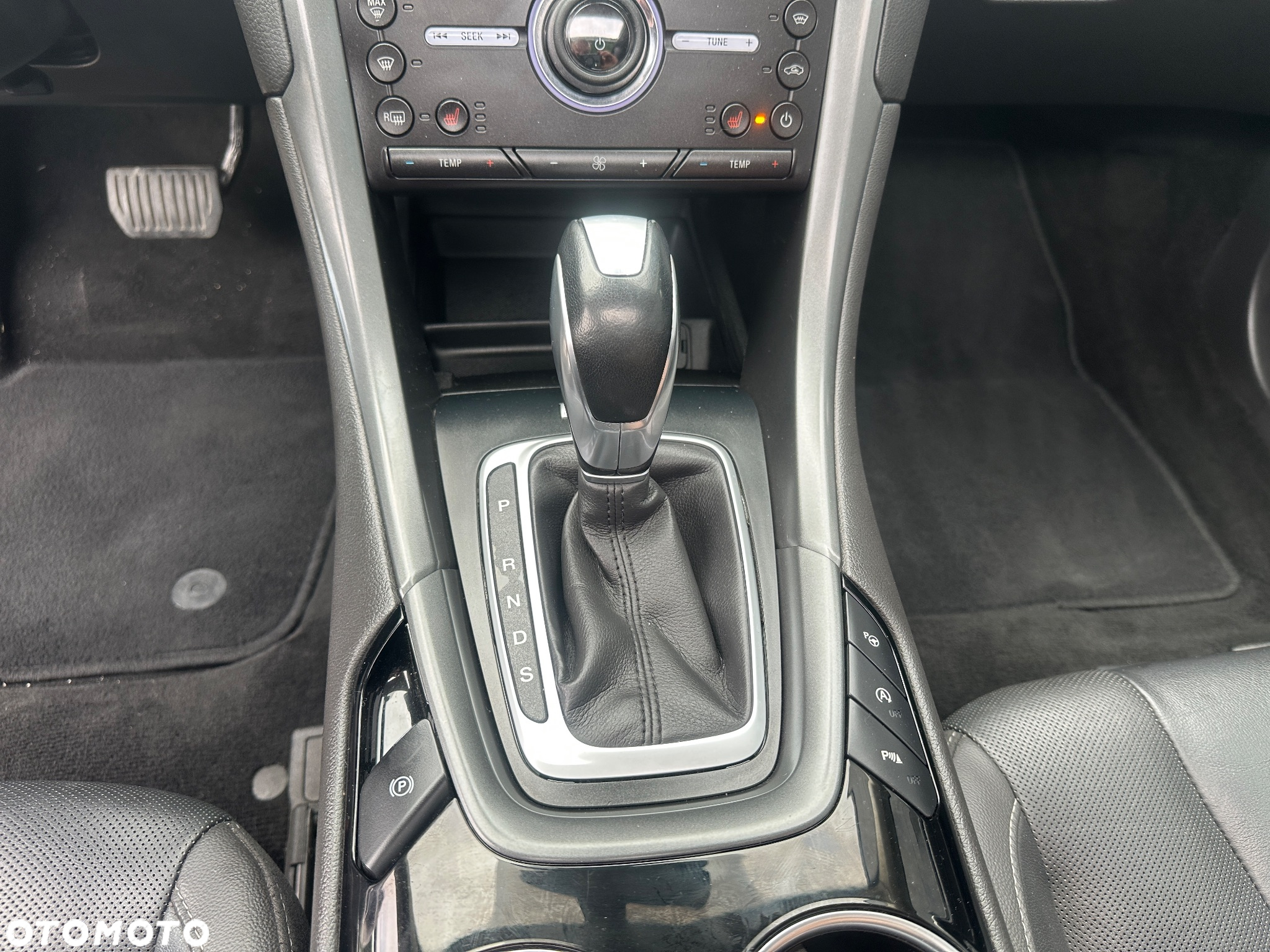 Ford Mondeo 2.0 TDCi Bi-Turbo PowerShift-Aut Titanium - 28
