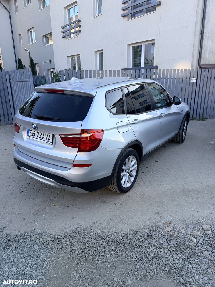 BMW X3 xDrive20d AT xLine - 10